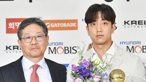 ‘허재 아들’ 허훈, 대를 이어 최우수선수…“부자지간 MVP 뜻깊다”