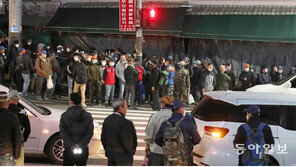 “일감 없나요?”… 한숨 느는 새벽 인력시장