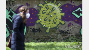 “전립선암, 박테리아 감염도 감별”…개 훈련해 ‘코로나 탐지’ 가능?