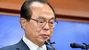 부산성폭력상담소 “오거돈 불필요한 접촉, 어느 정도 예견”