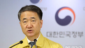 정부 “생활속 거리두기, 제약 불가피…다른 나라에 참고 될것”