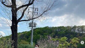 박은영, 점프수트 입고 모델포즈 “남편은 구리다고…”