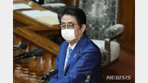 아베 “김정은 건강상태 보도 안다…예의주시하고 있어”