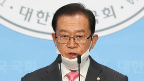 통합당 “2차 추경, 당정 불협화음에 늦어 송구…3차 뼈깎아야”