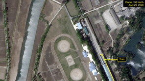 김정은 아직 원산에? 38노스 “전용 추정 열차, 29일도 원산 정차”