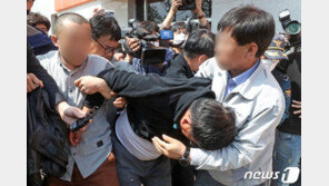 이천화재 시공사대표 무릎 꿇었지만…유족들 “쇼하냐”
