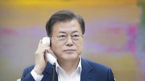 시진핑 “연내방한 의지 불변” 文대통령 “무엇보다 중요”