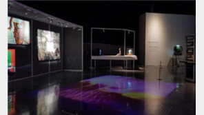 ‘전 지구적 쌍방향 소통’ 꿈꾼 백남준…‘백남준 티브이 웨이브’展