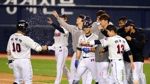 두산 대타 박세혁, 끝내기안타로 NC 8연승 저지