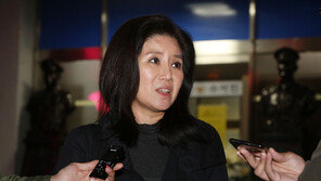 박소연, ‘안락사 의혹’ 첫 공판… “난 무죄, 내가 변호한다”