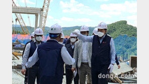 황각규 롯데 부회장, 진천 택배 메가허브 건립 현장 방문