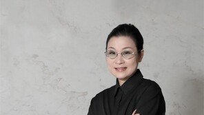 “원하는 것만 보고 듣는 세상… 흑과 백 사이 중용 지켜지기를”