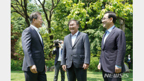 주호영, 文대통령에 “할머니들 입장 반영 안 해 윤미향 사건 나와”