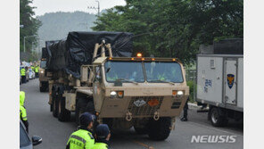 한미, 성주 사드기지에 장비 반입…주민·경찰 충돌 5명 부상