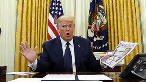 ‘트위터 애용자’ 트럼프, 소셜미디어 규제 행정명령 서명