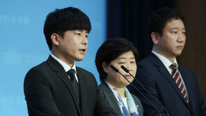 소방관 딸 순직하자···32년 만에 나타난 생모는 1억 여원 타갔다