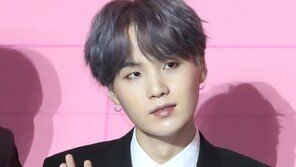 BTS 슈가, 짐 존스 연설 인용 사과→“코로나19 덕분” 발언도 도마