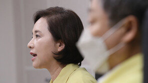 유은혜 “오늘 유·초·중·고 학생 77% 등교…519개교 등교 조정”