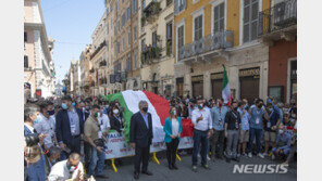 이탈리아, 총 감염자 4만명 아래로…극우는 ‘反정부 시위’