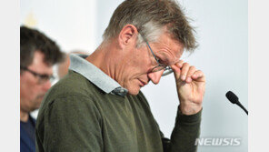 스웨덴 ‘집단면역’ 설계자 실패 인정…“더 강력한 조치 취했어야”