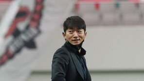 프로축구 성남 김남일 감독, 데뷔하자마자 ‘이달의 감독상’