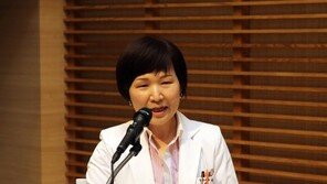진료실에선 그 흔한 茶 아닌 맹물만 마시는 ‘유방암 전문의’