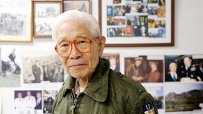 “종군기자라 철모도 지급 못받고… 목숨 건 현장취재였죠”