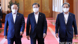 정부는 아니라는데…세수펑크에 식을 줄 모르는 증세론