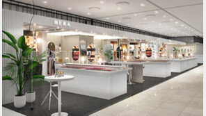 [유통 프리즘] 백화점, 화장품과 사랑에 빠지다