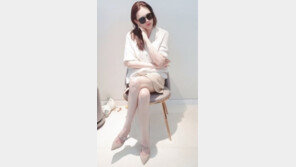 김현정, 오랜 만에 근황 공개…여전한 비주얼+각선미