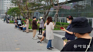 “덴탈 잡아라” 끝나지 않은 마스크 전쟁[청계천 옆 사진관]