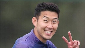 부상-병역 훌훌 턴 손흥민 “맨유 기다려라”