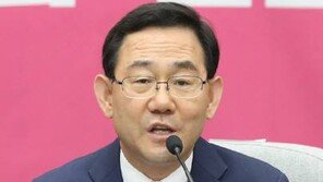 주호영 “文대통령, 윤미향 관련 제대로 된 언급 없이 동문서답”