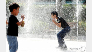 [날씨]10일도 서울 33도 폭염 이어질듯…제주·남부 ‘장맛비’