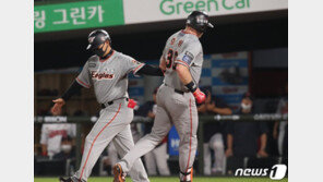 한화, ‘사령탑 교체’에도 못 피한 15연패…구단 역대 최다 연패 신기록