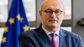 EU무역사령탑, WTO 총장 도전 검토…“유럽 단일후보 내야”