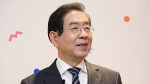 여의도 세규합 나선 박원순, 대권행보 본격 시동 거나