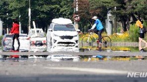 무더위에 점점 내려가는 마스크…“코까지 잘 가리는 게 중요”