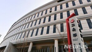 QR코드명부 자발도입 학원에 ‘인센티브’…“정기지도점검 면제”