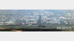 “北, 대남 강경조치 ‘준비된 행보’…南 대북 접근방식에 불만”