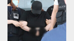 9세 아들 가방 가둬 숨지게 한 계모, 묵묵부답 검찰로