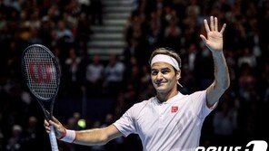 ‘테니스 황제’ 페더러, 무릎 부상으로 2020시즌 조기 마무리