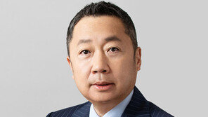 [비즈 포커스] 박정원 두산 회장 “연내 1조 유상증자”