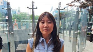 “엄마도 찾을 것” 37년 전 美입양女, 친자 확인소송서 승소