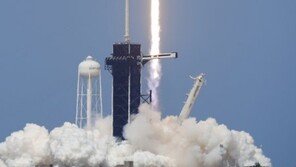 軍 전용 통신위성, 스페이스X 로켓에 실려 발사된다