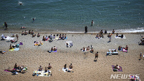 1m냐, 2m냐…적절한 코로나19 ‘사회적 거리’는?