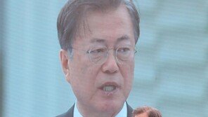 文대통령, 올해 연차 소진율 0%…코로나·북한·협치 등 난제