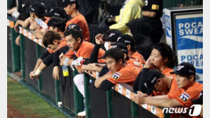 “밥이 모래알 같았다” 한화가 소환한 35년전 ‘삼미 18연패’의 기억