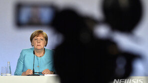 유럽 친환경 기조에 ‘전기차 스마일’…한국 부품사도 함께 웃는다