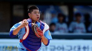 [포토] 박성재 ‘태그를 해야하는데’